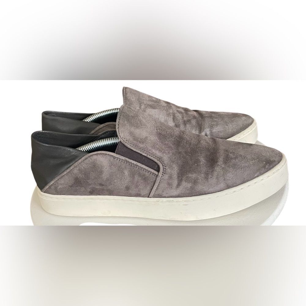 Vince Garvey Slip-On Gray Suede Black Leather Sneakers Women's Size 7
